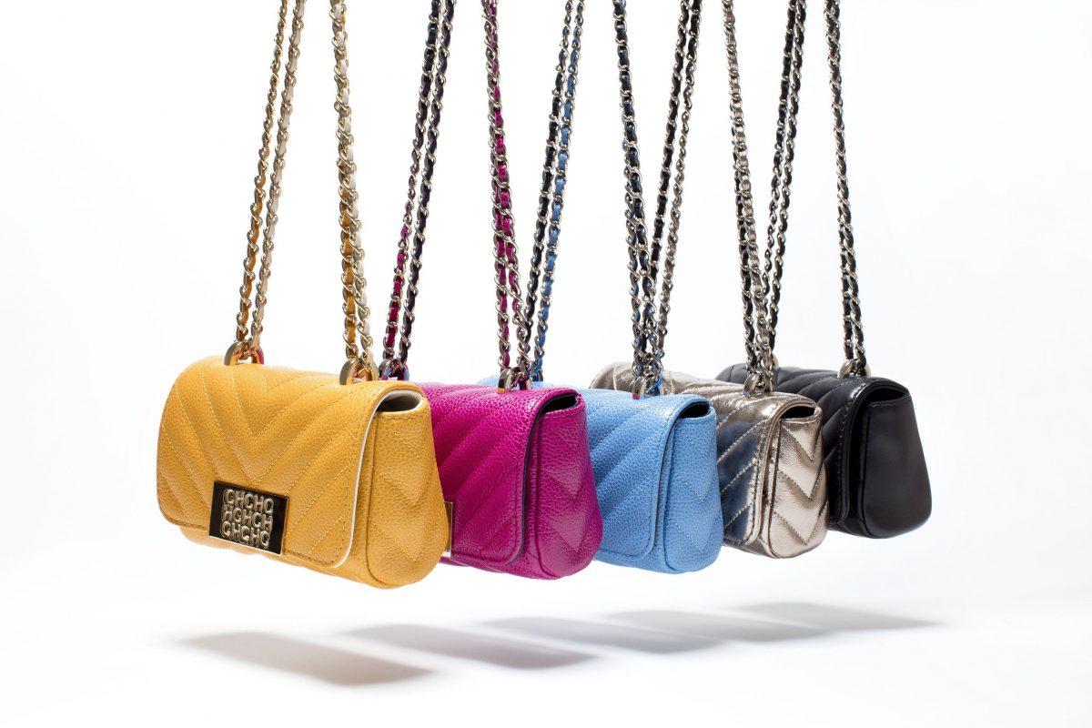 مجموعة Micro Bag الجديدة من كارولينا هيريرا CH Carolina Herrera | هاربرز  بازار