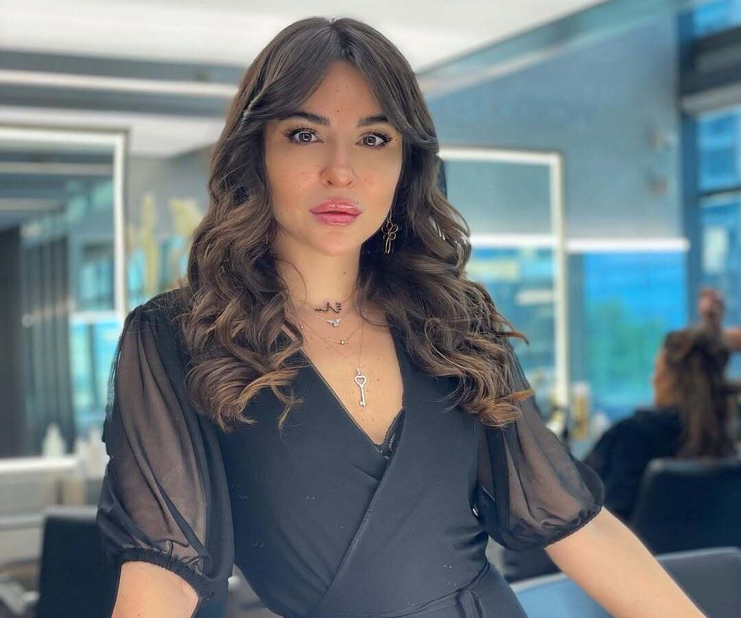 خلطات لتنعيم الشعر الجاف