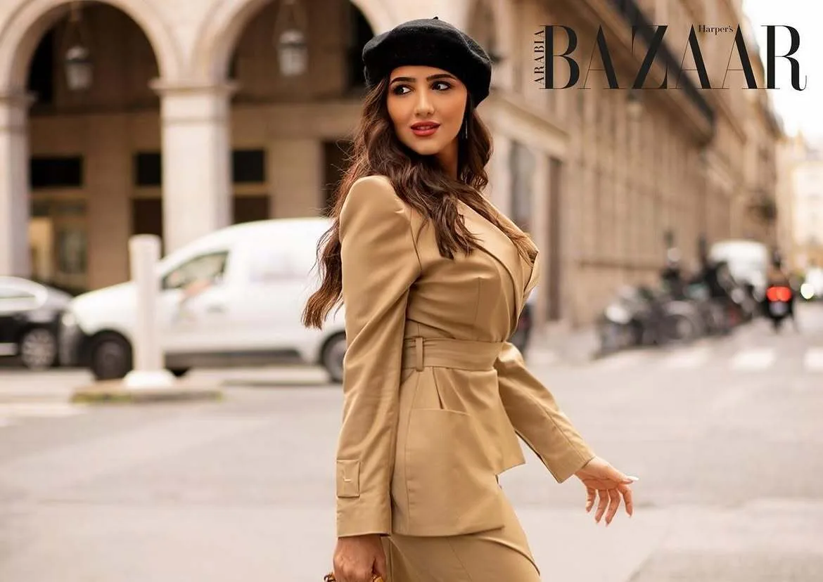 الصورة من حساب اتستقرام مي عمر