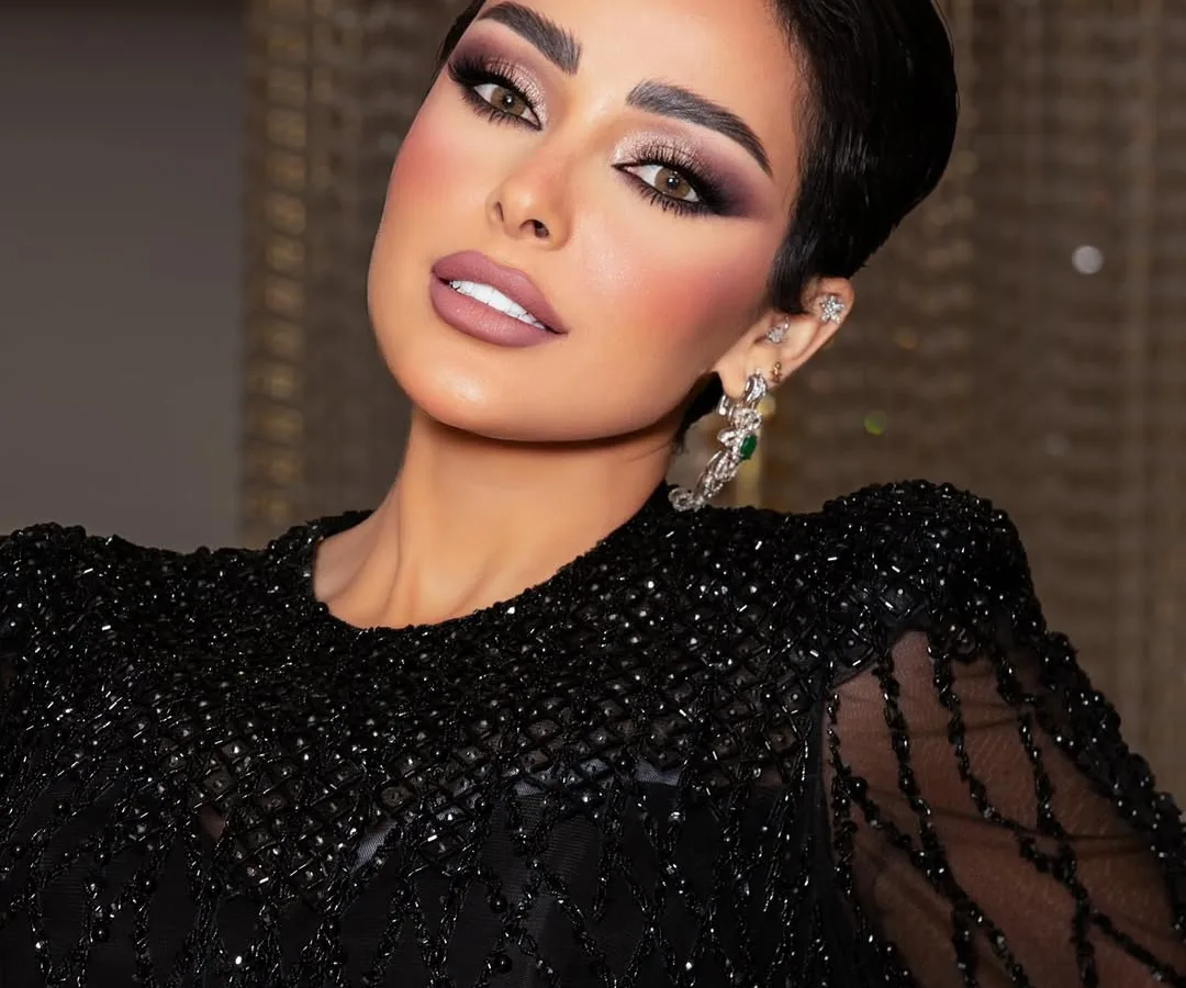 الصورة الرئيسية من حساب انستقرام رنا جبران