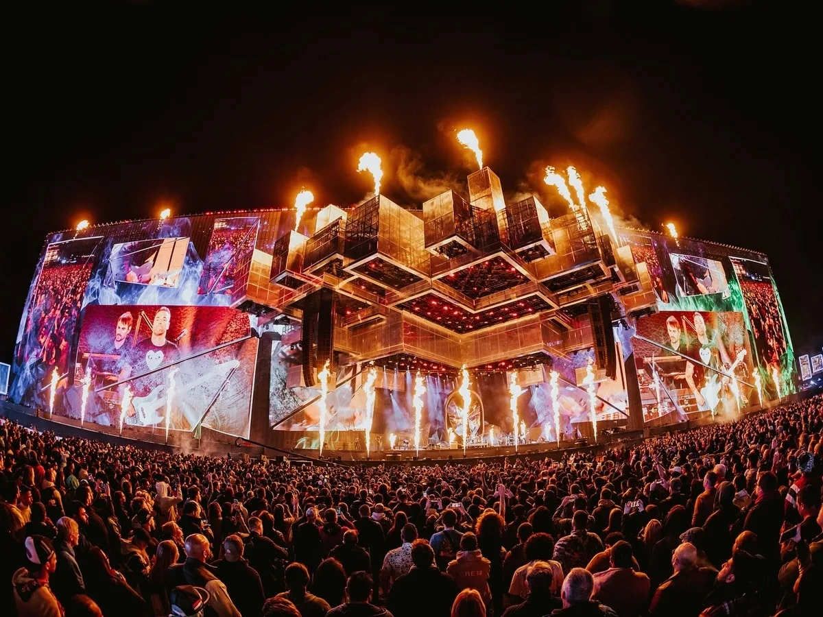 ساوندستورم ميدل بيست