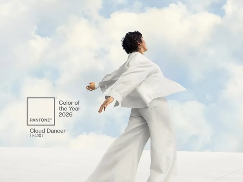 شركة بانتون تكشف عن لونها للعام 2026: راقصة السحاب