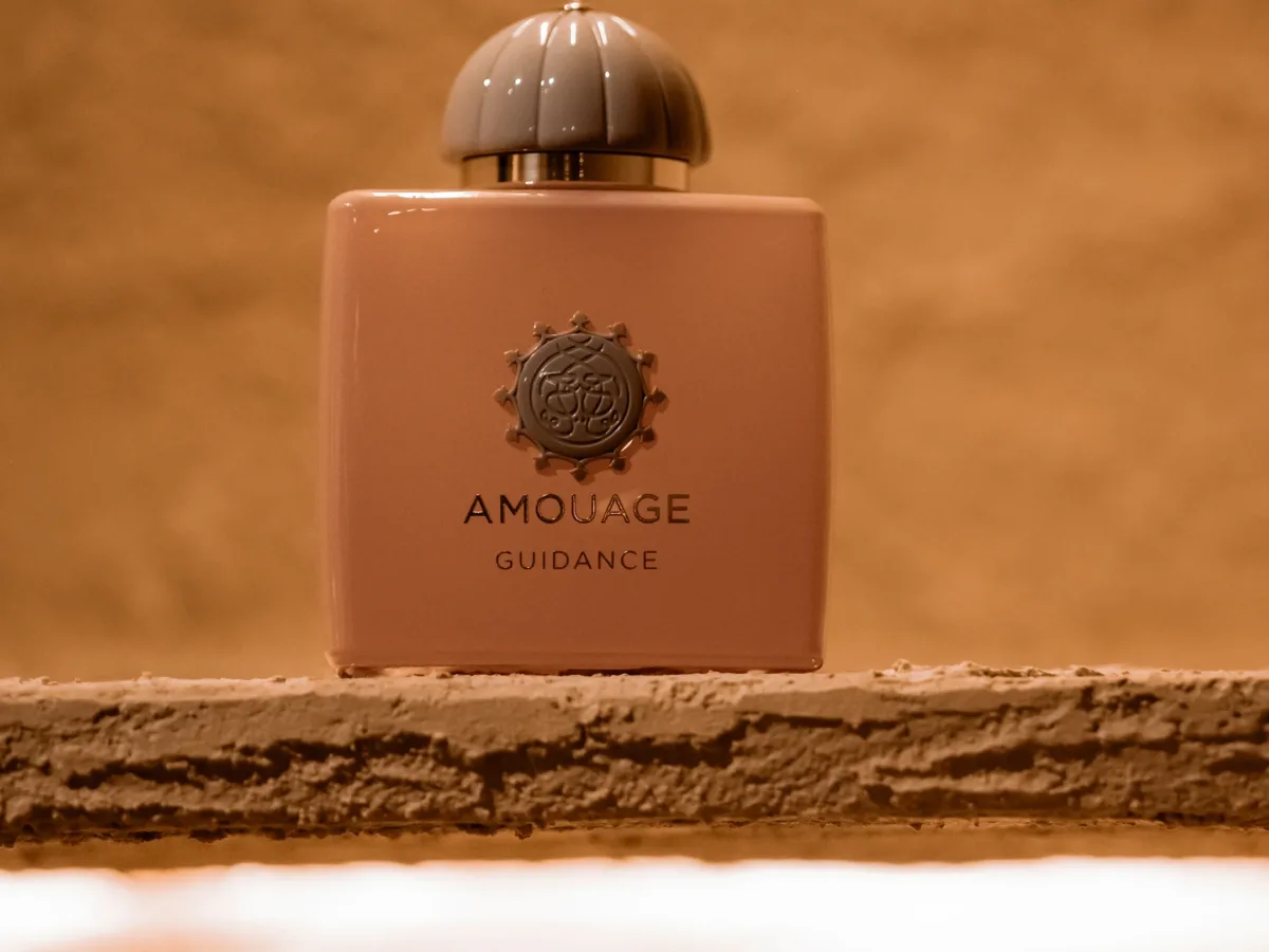 هل سمعتم عن متحف أمواج للعطور في العلا؟ بادروا بزيارته قبل إغلاقه!