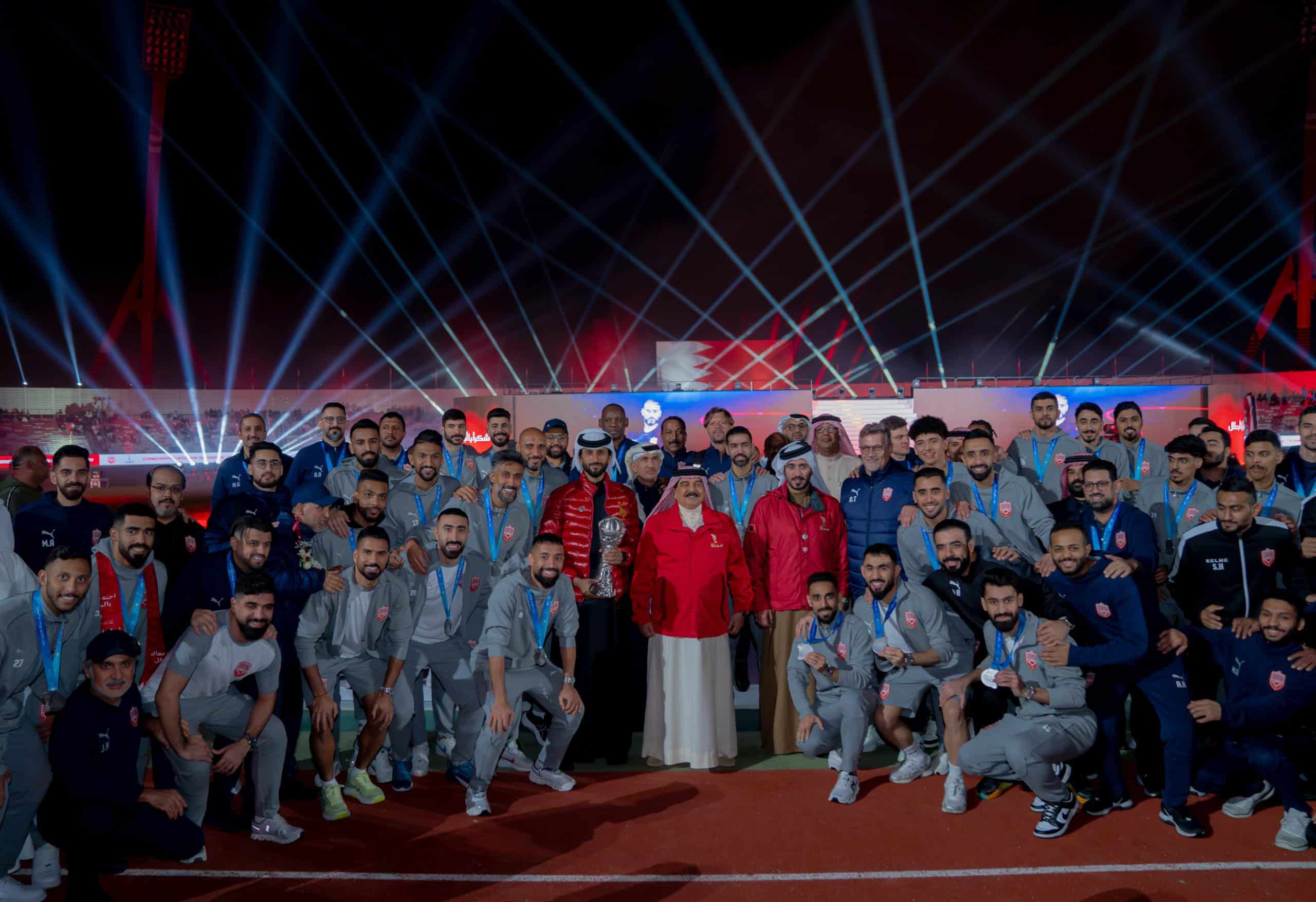 استقبال الملك حمد للمنتخب الوطني